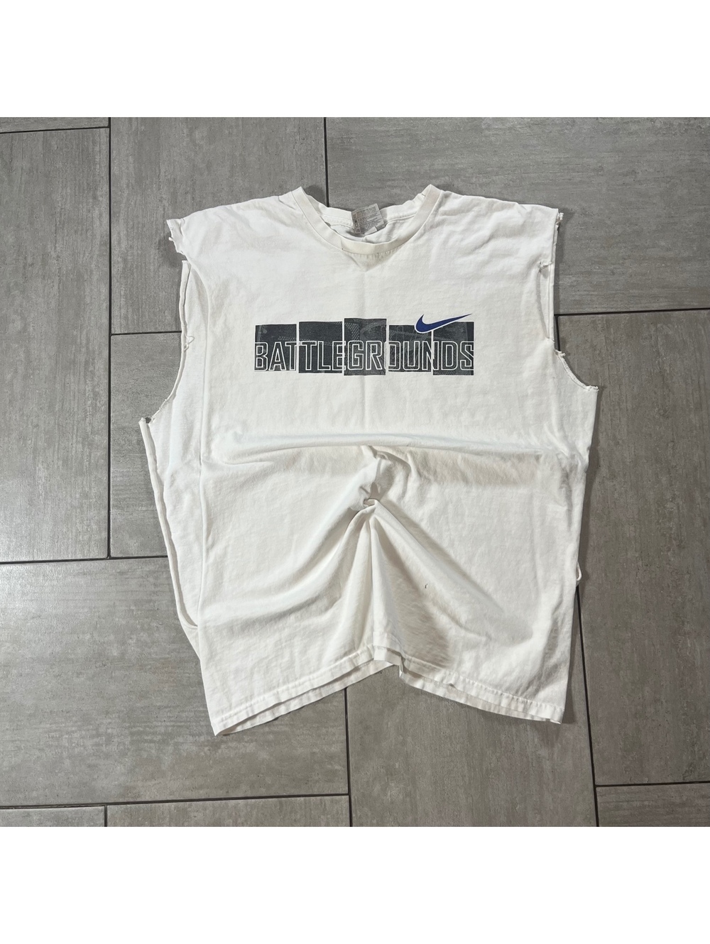 Vintage Nike Battlegrounds Sleeveless Shirt XL